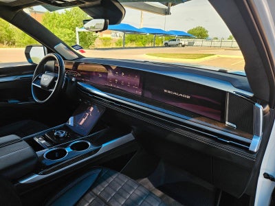 2025 Cadillac Escalade Sport Platinum