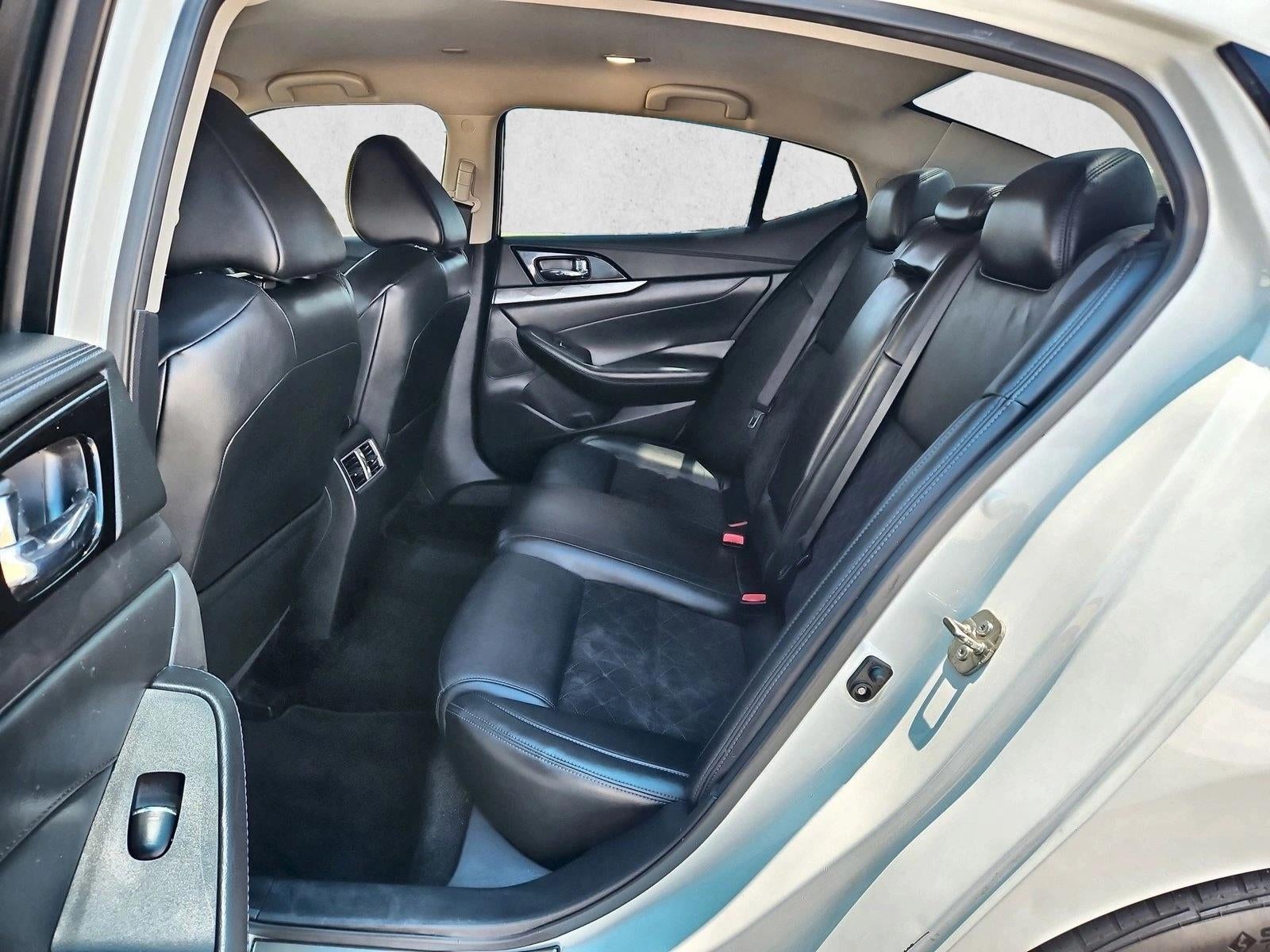 2017 Nissan Maxima SR
