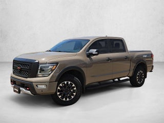 2022 Nissan TITAN Crew Cab PRO-4X 4x4
