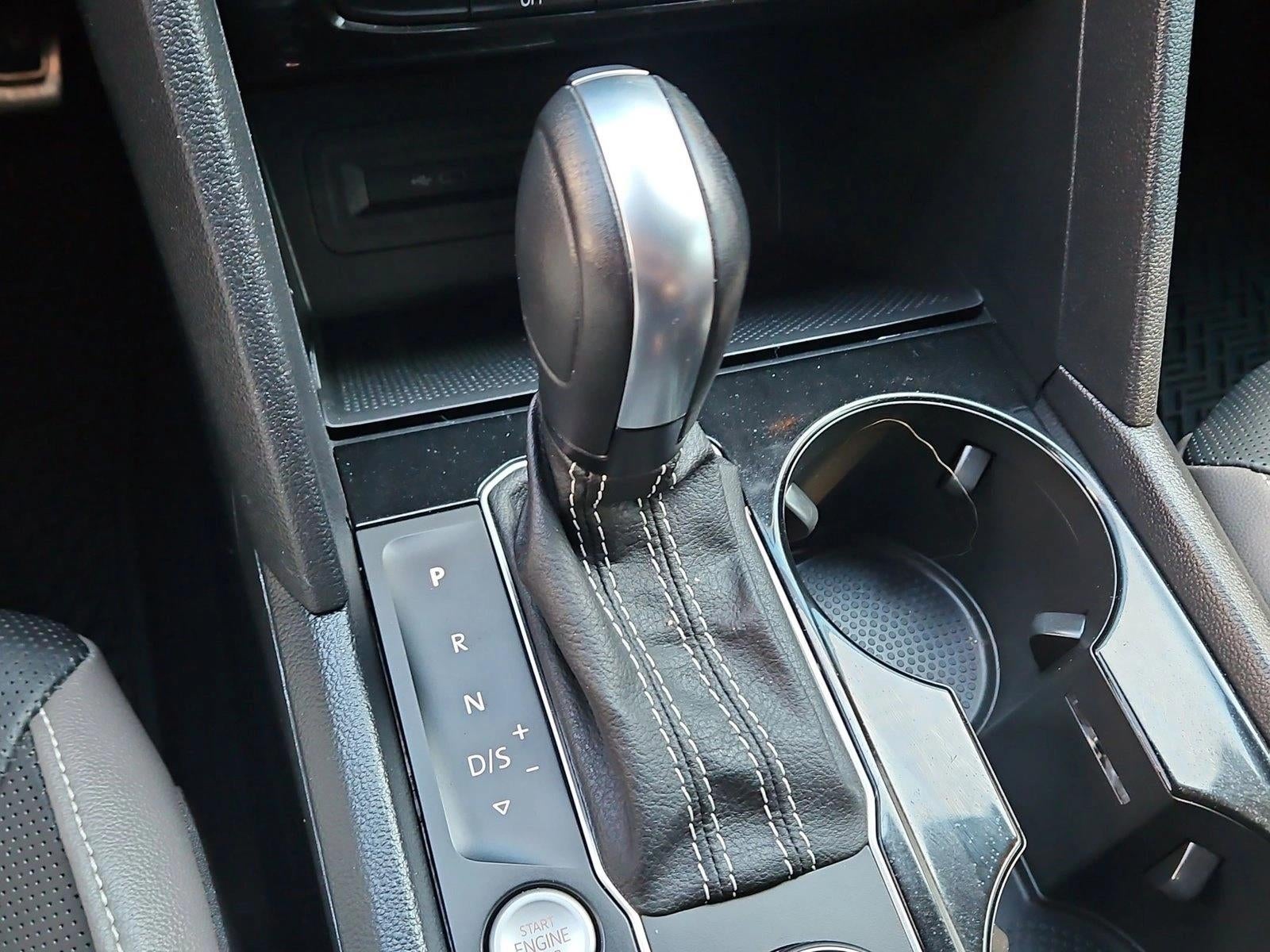 2022 Volkswagen Atlas Cross Sport 3.6L V6 SEL Premium R-Line