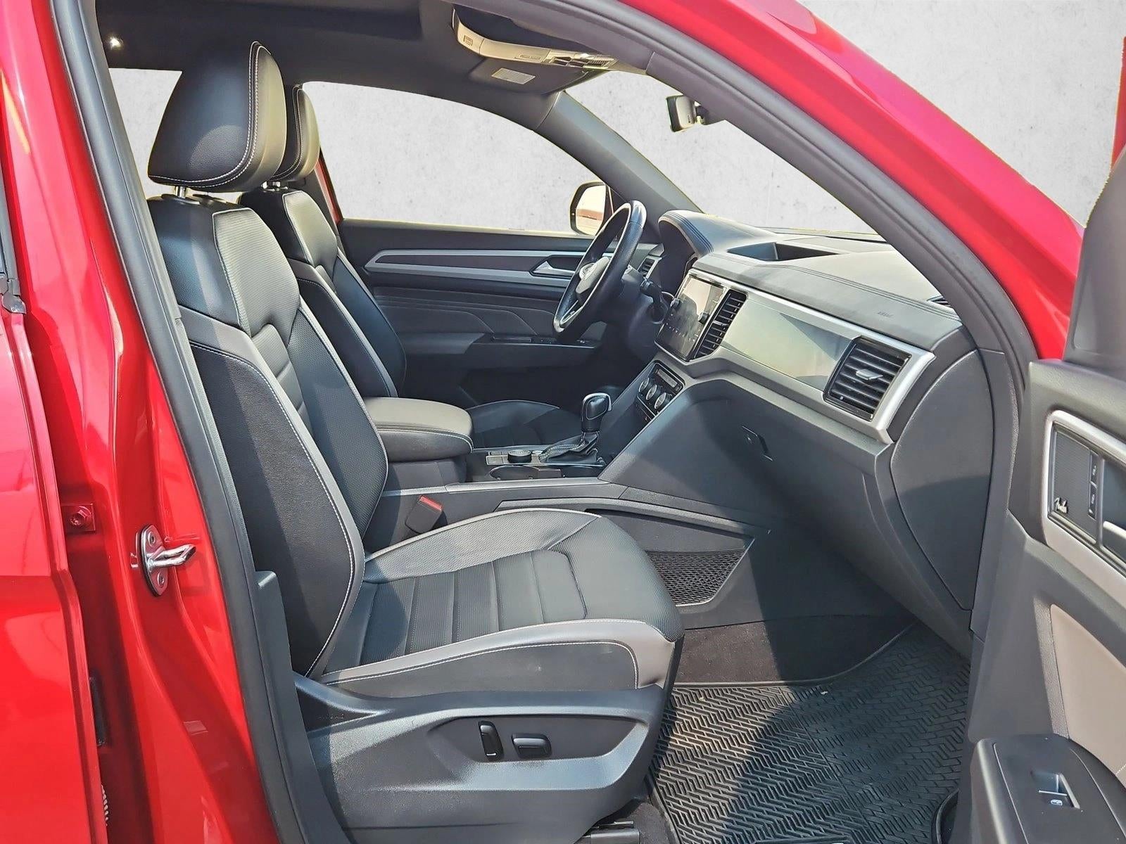 2022 Volkswagen Atlas Cross Sport 3.6L V6 SEL Premium R-Line