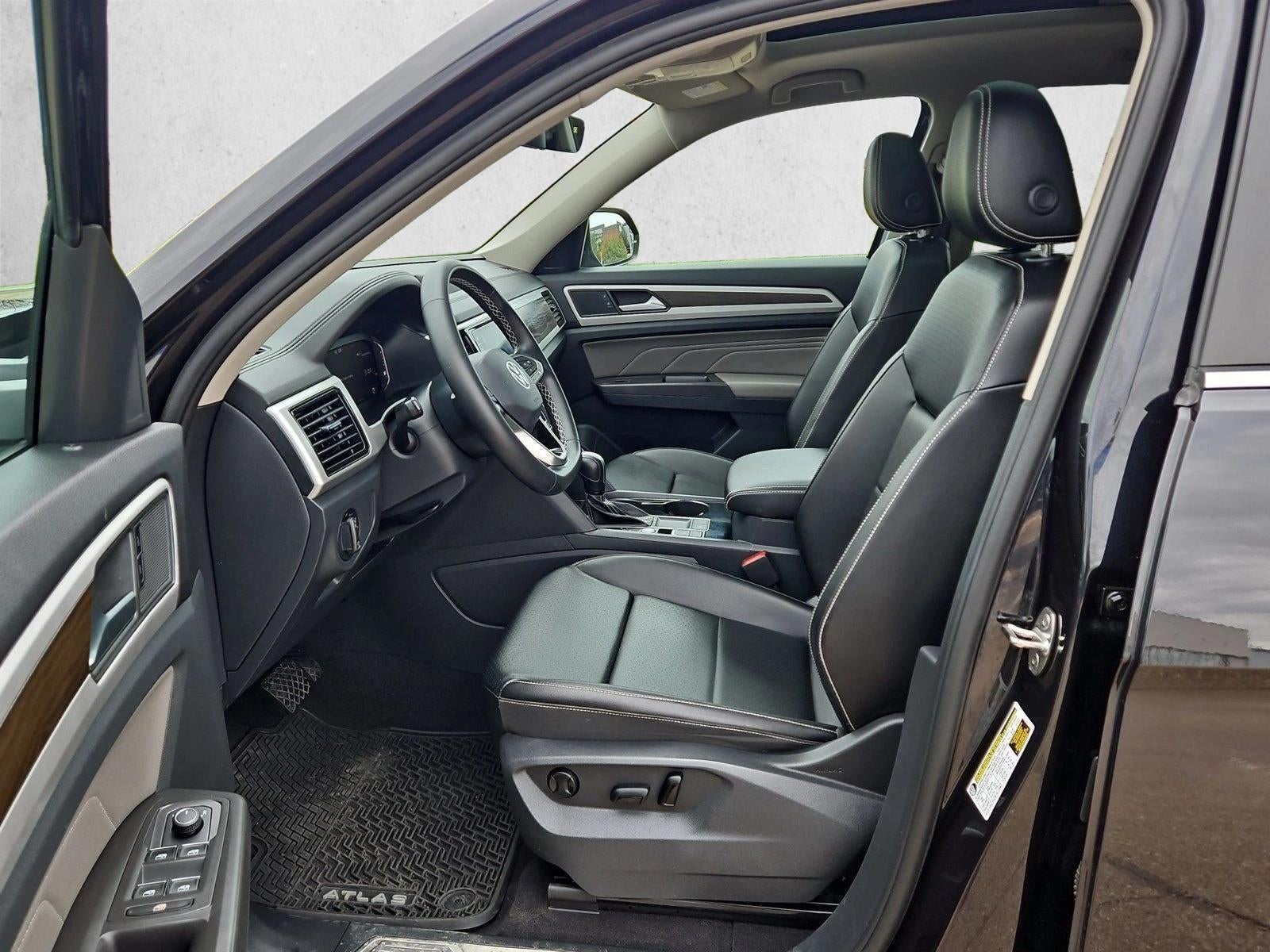 2022 Volkswagen Atlas 2.0T SE w/Technology