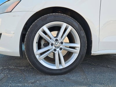 2014 Volkswagen Passat TDI SE