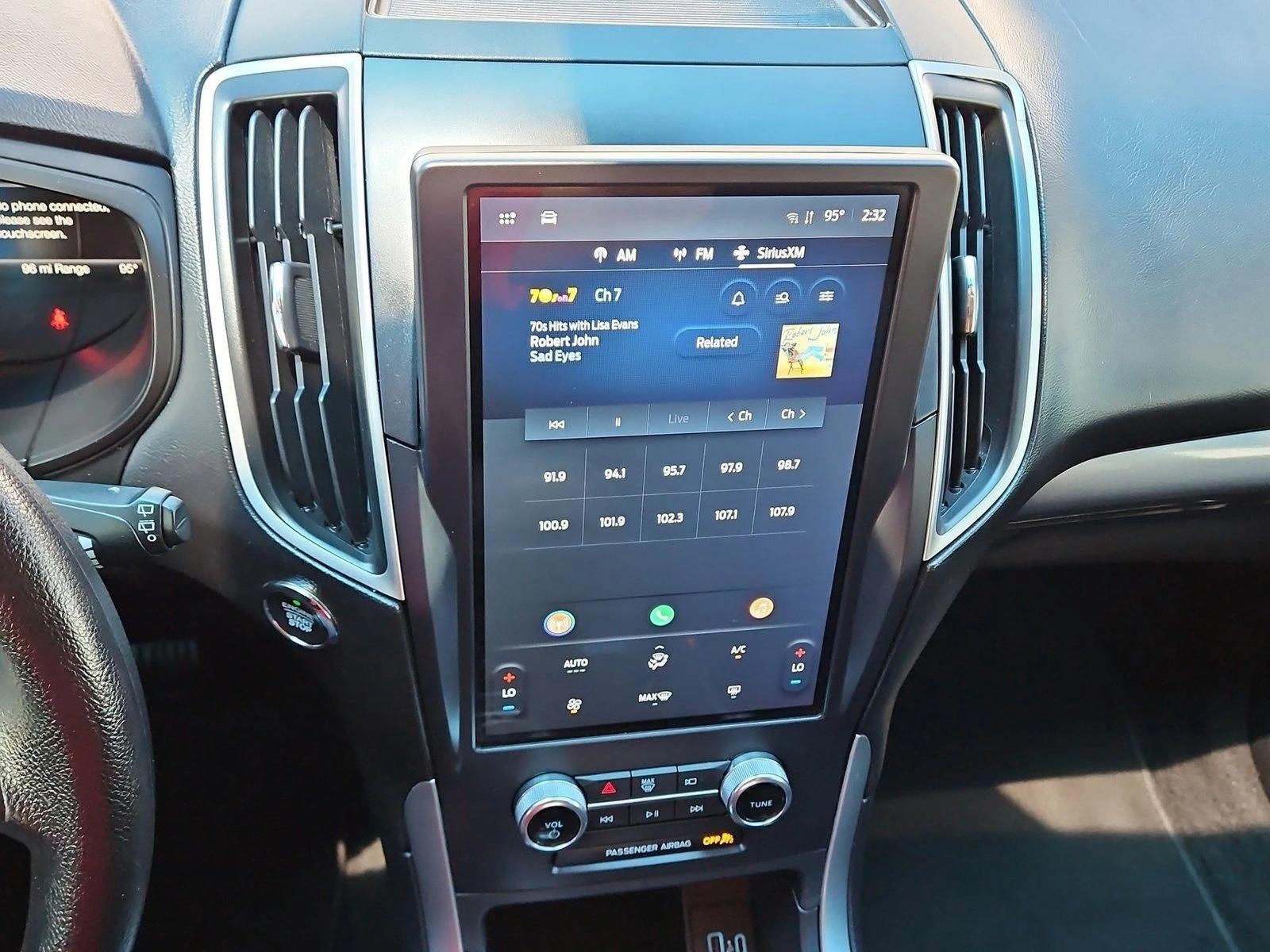 2022 Ford Edge SE