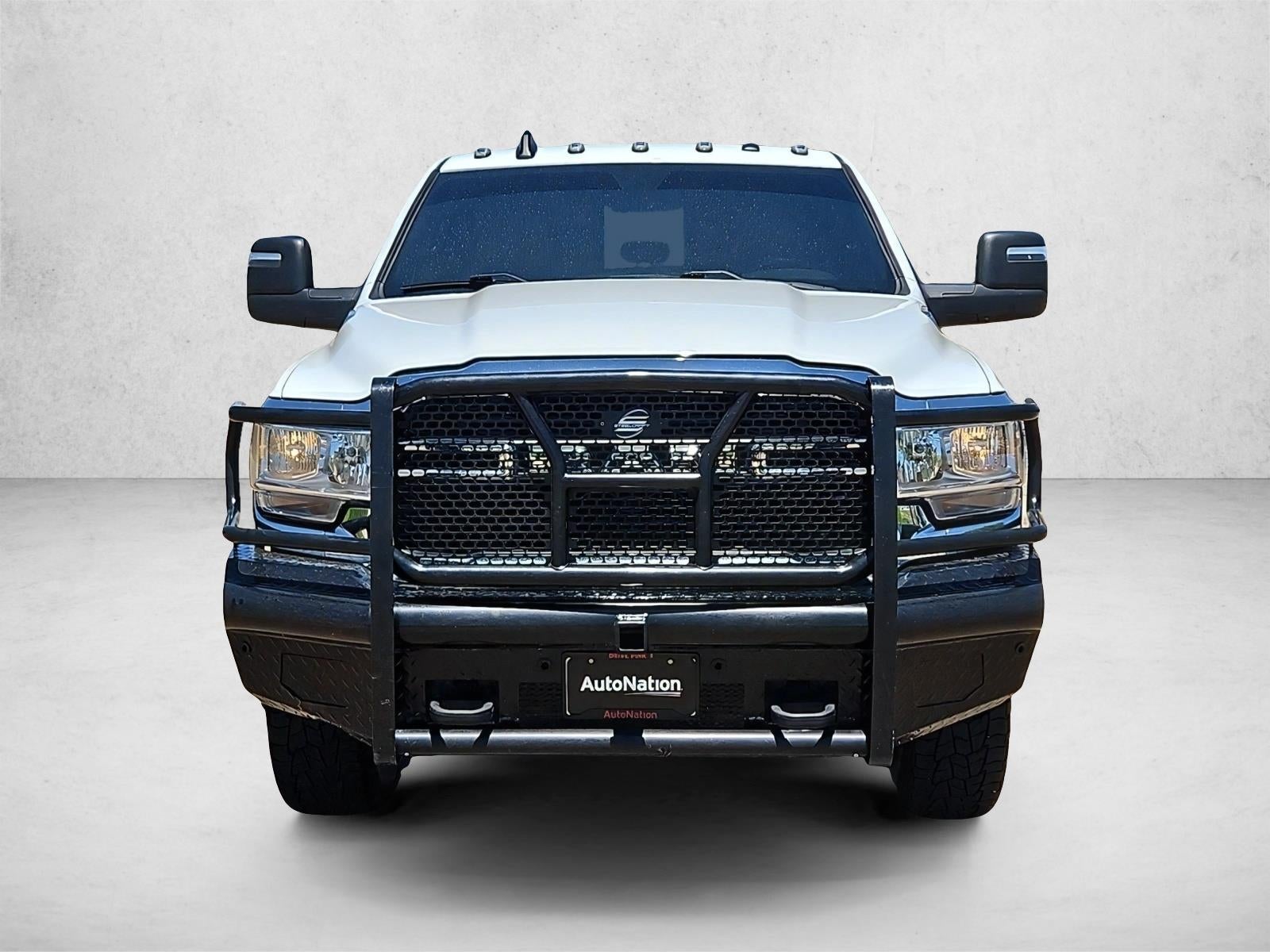 2024 RAM 3500 Tradesman Crew Cab 4x4 8' Box
