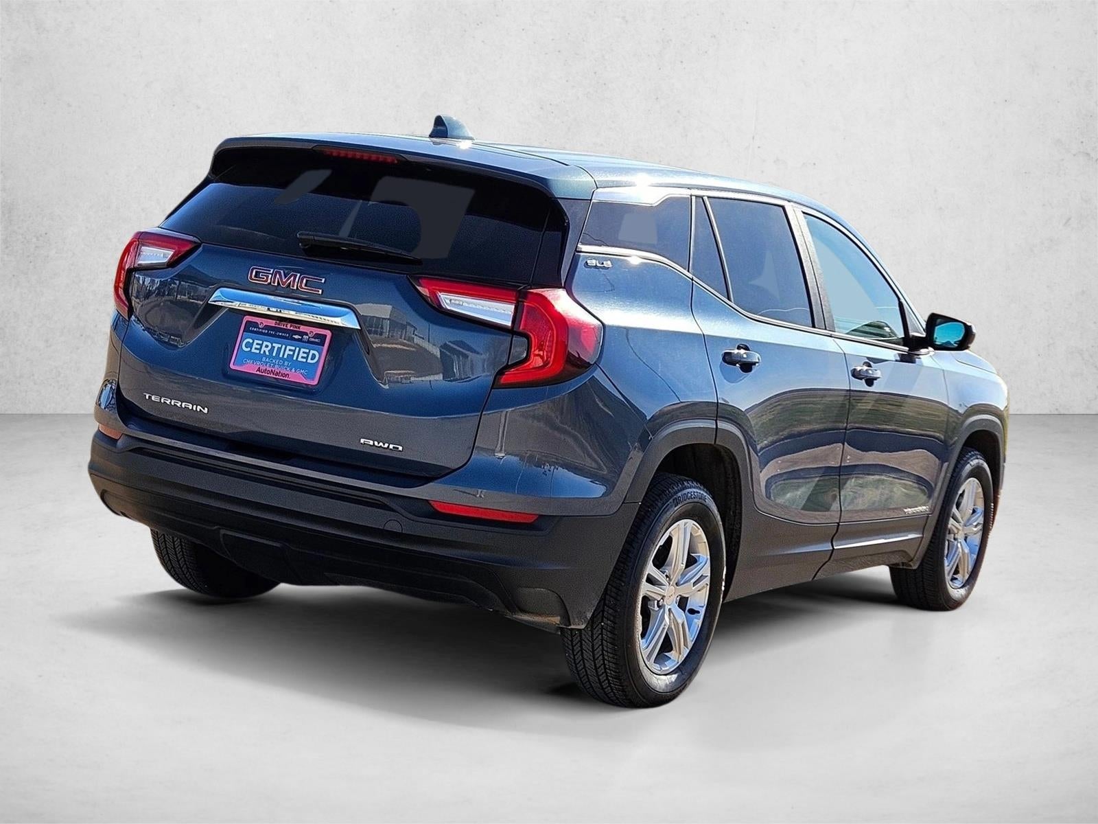 2024 GMC Terrain SLE