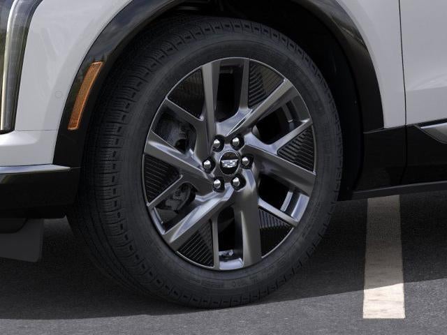 2025 Cadillac OPTIQ Luxury 1