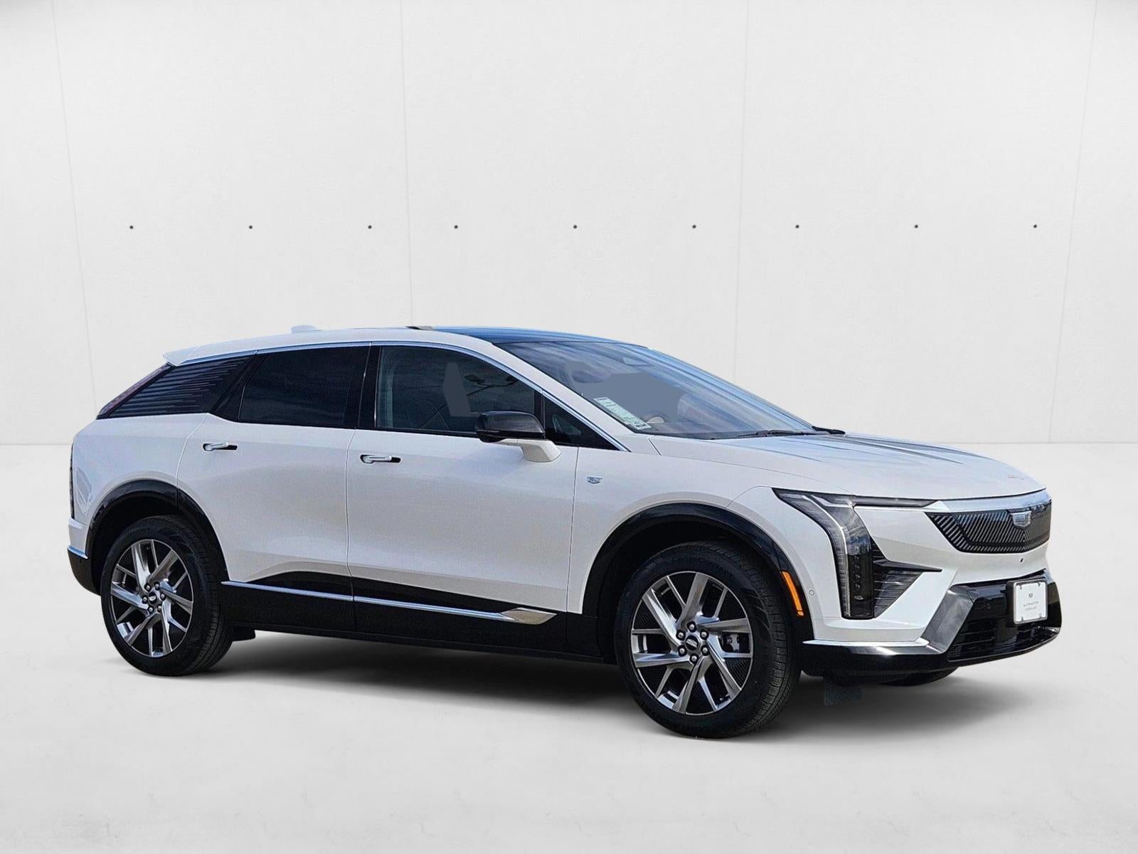 2025 Cadillac OPTIQ Luxury 1