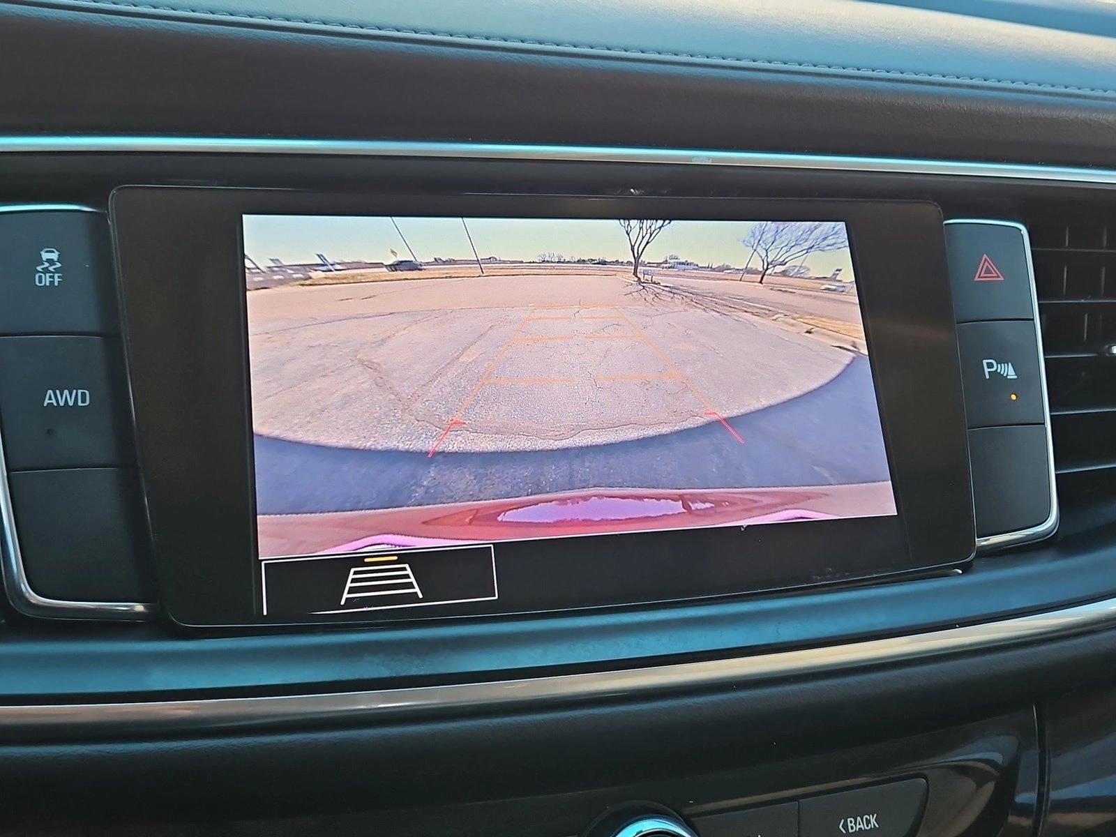 2020 Buick Enclave Essence