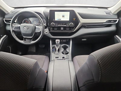 2025 Toyota Highlander LE