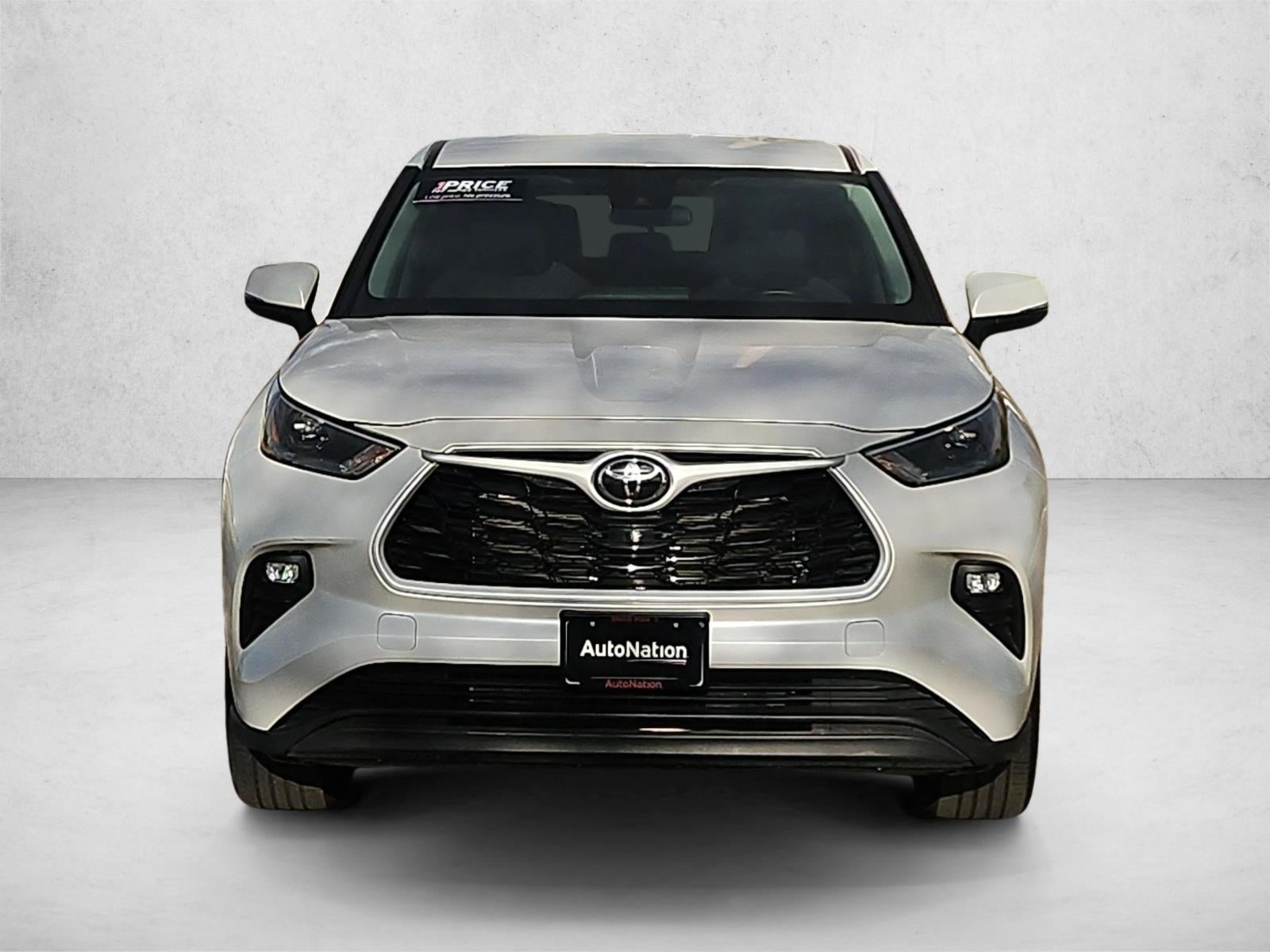 2025 Toyota Highlander LE
