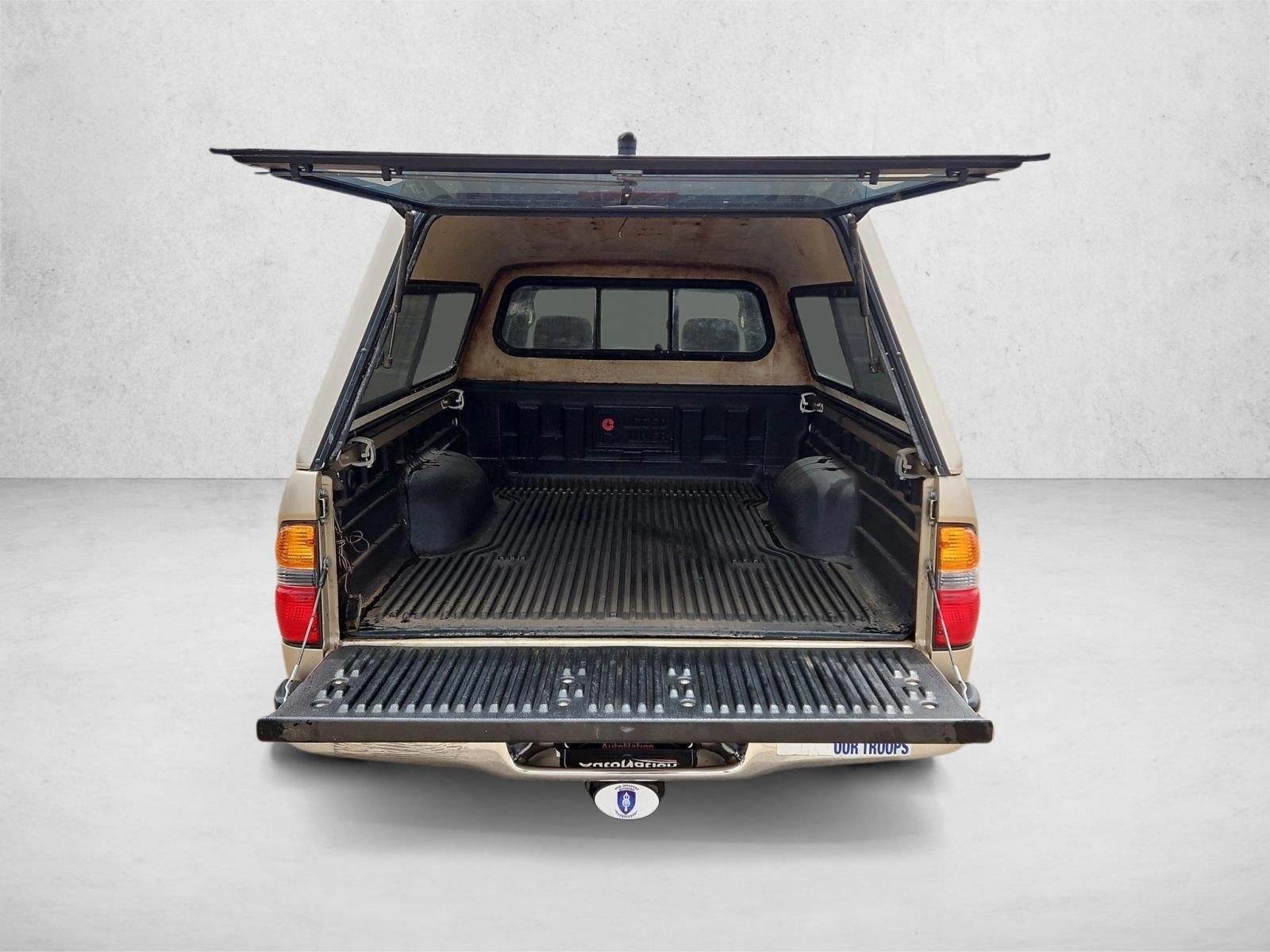 2003 Toyota Tacoma XTRACAB MANUAL (NATL)
