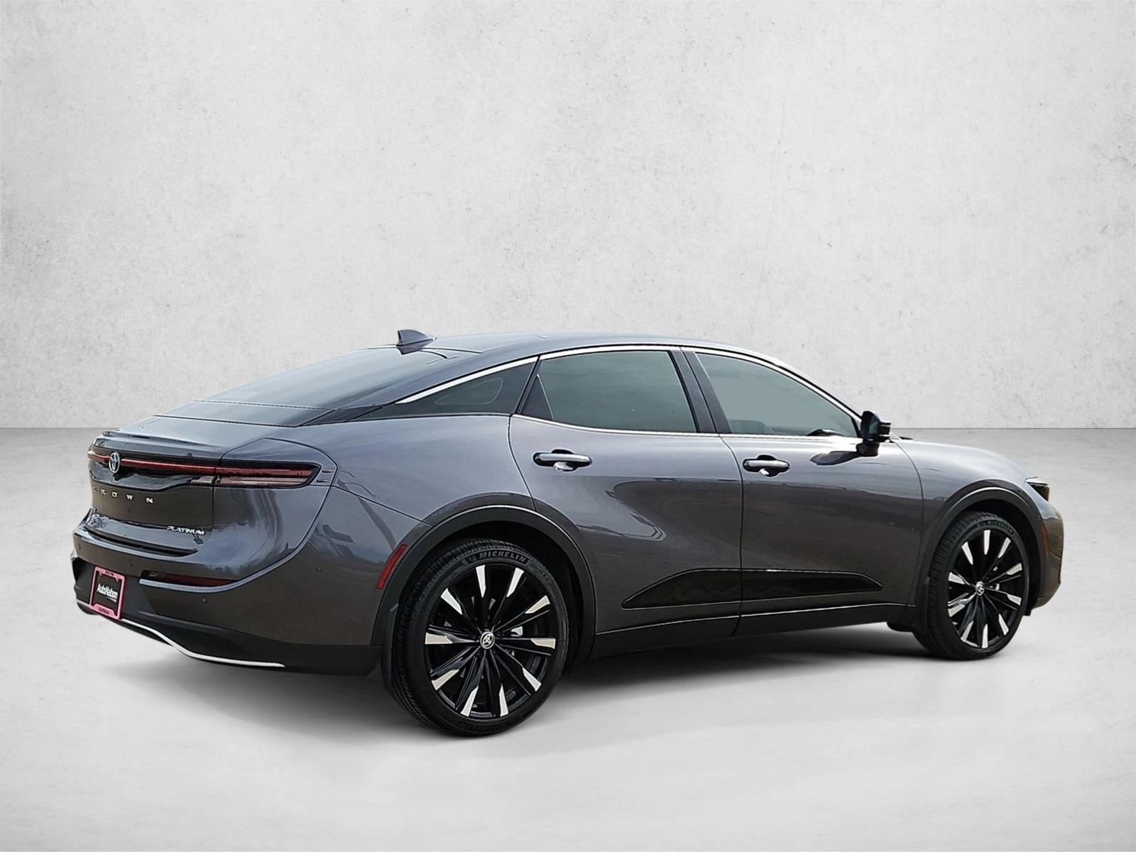 2024 Toyota Crown Platinum