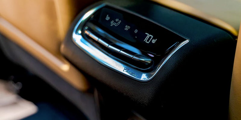 Cadillac XT6 SUV air conditioner panel