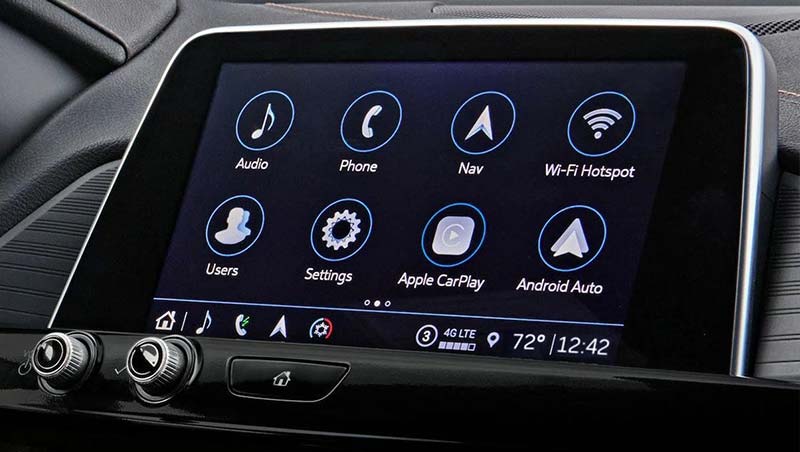 2024 Cadillac CT4 Technology